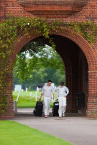 Passing through Mem Arch in 2016